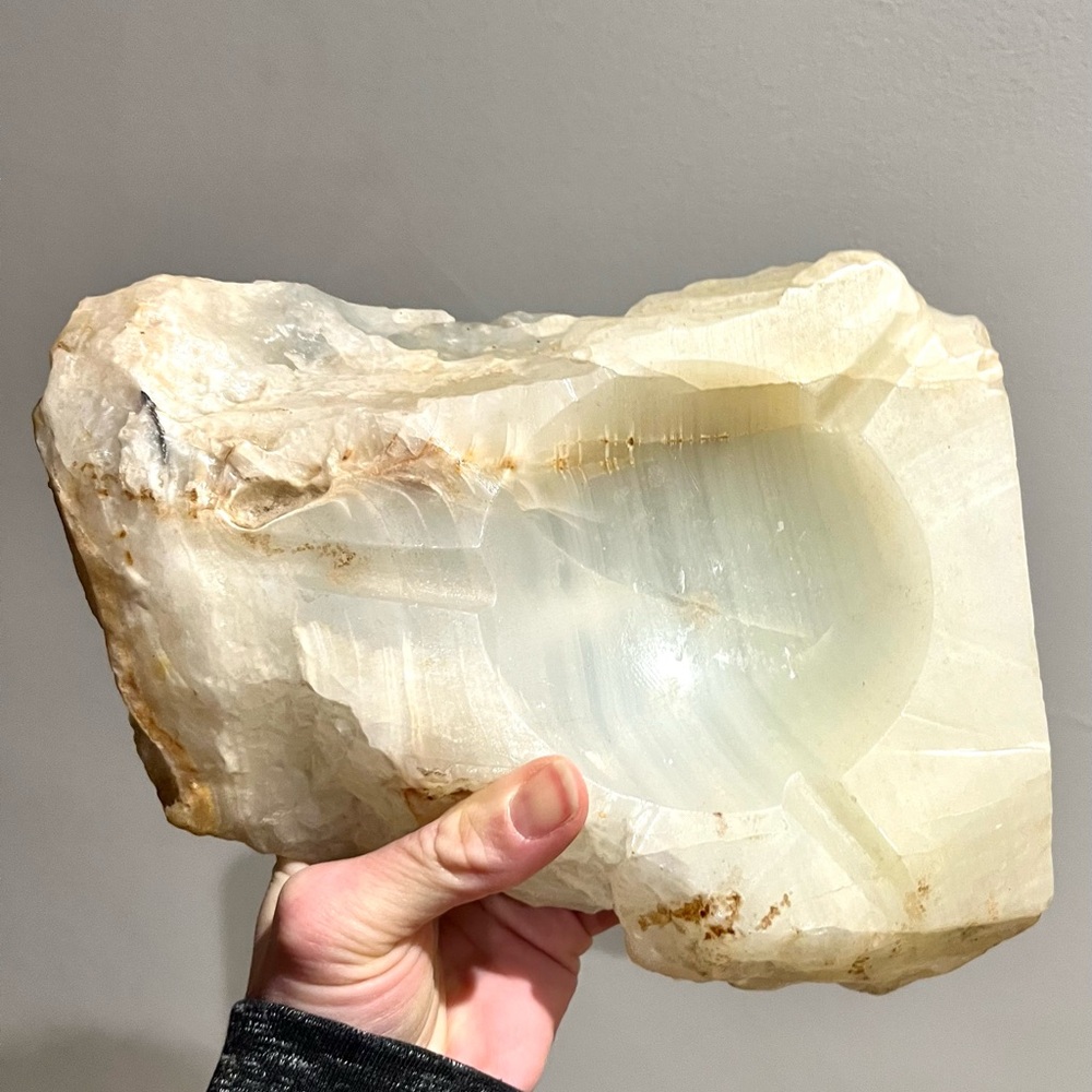 Vintage Onyx/alabaster Stone ashtray Decor Piece